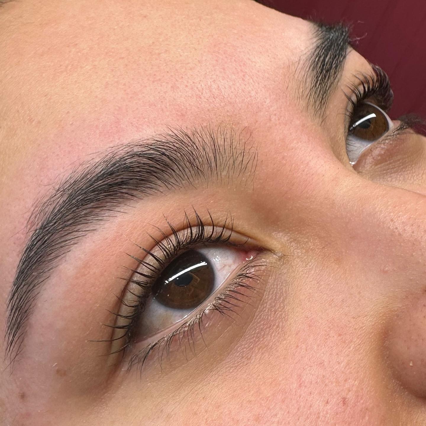 close up of olive skinned woman with lashes
